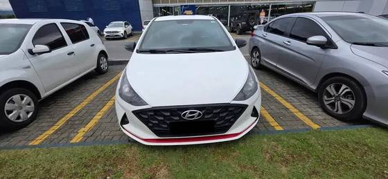 HYUNDAI HB20 1.0 TGDI FLEX SPORT AUTOMÁTICO HYUNDAI HB20 1.0 TGDI FLEX SPORT AUTOMÁTICO